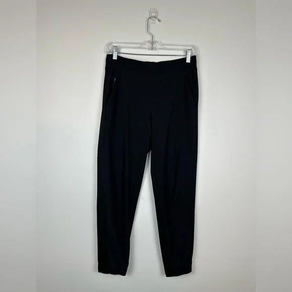 Athleta Mid Rise Brooklyn Black Jogger Pants Pockets Outdoor Women’s Sz 4P - Picture 8 of 8
